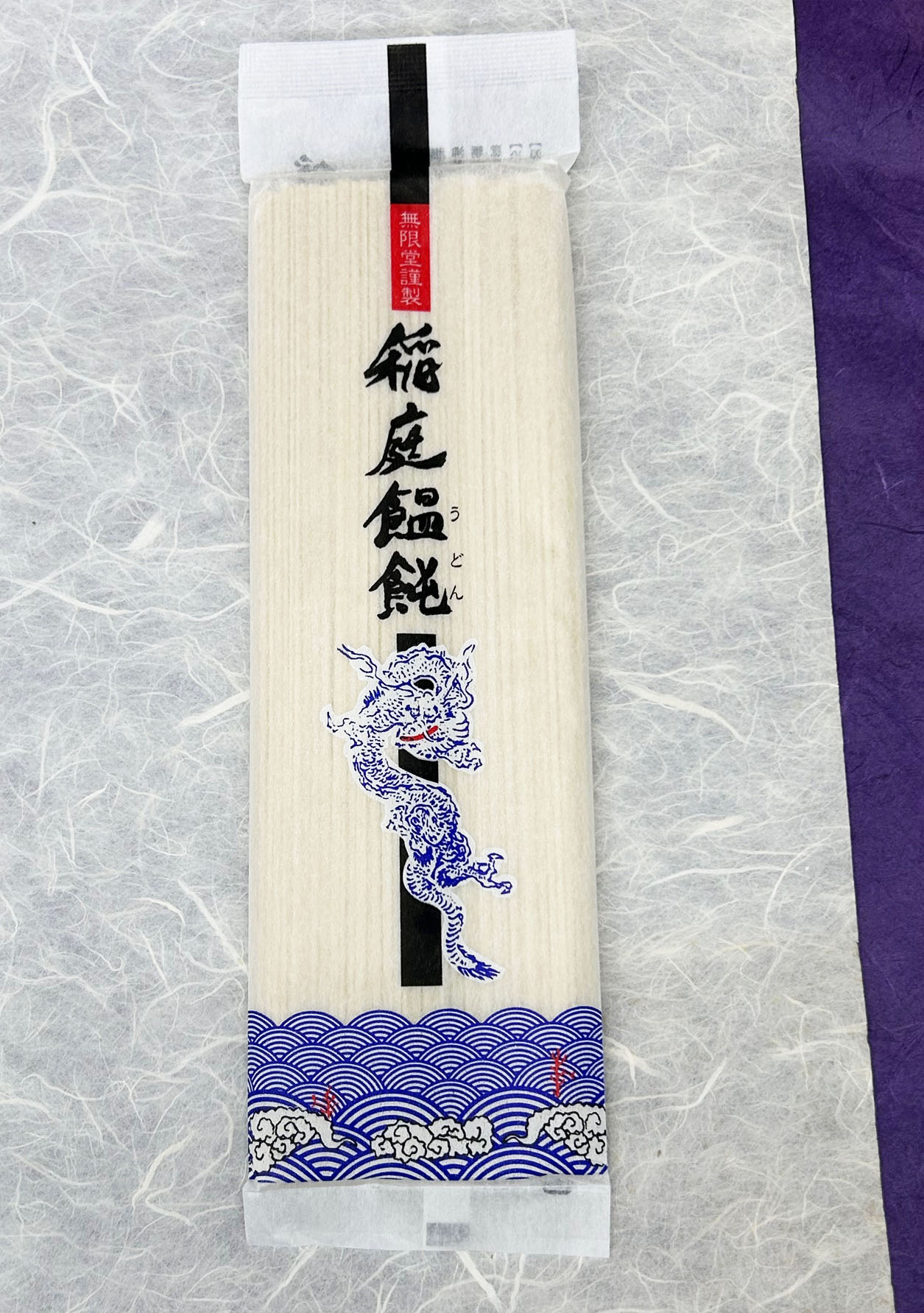 写真：パテモソセットD（紅梅くらげ 300g入＋稲庭うどん180g×５袋）